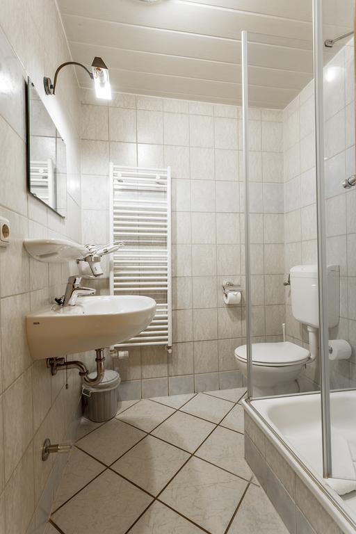 U-Nautic Restaurant&Pension Waren  Chambre photo