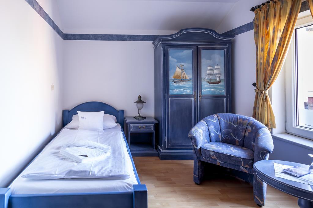 U-Nautic Restaurant&Pension Waren  Chambre photo